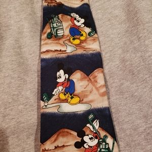 Mickey Mouse golfing tie euc